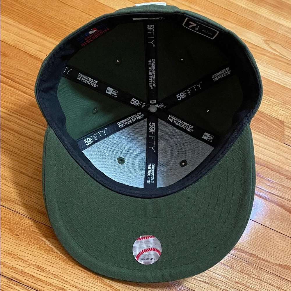 New Era Chicago White Sox Green and White 59FIFTY Fitted Hat